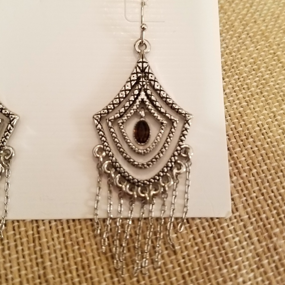 LIA SOPHIA - "GAZELLE" earrings, garnet colored - Picture 2 of 5